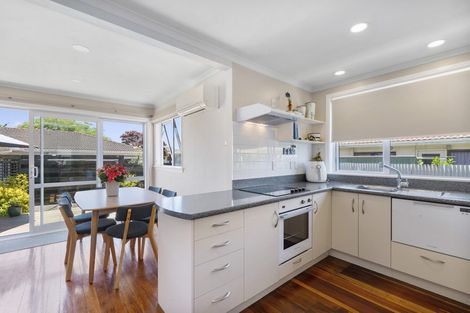 Photo of property in 41 Robertson Street, Glenholme, Rotorua, 3010