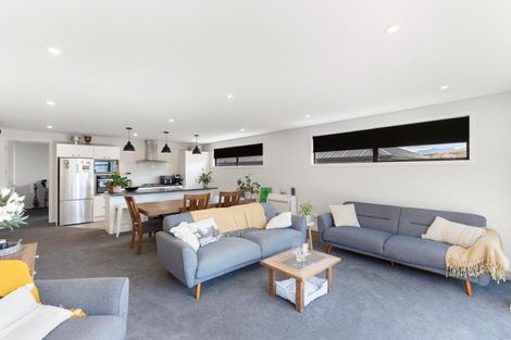 Photo of property in 82 Jack Hanley Drive, Jacks Point, Queenstown, 9371