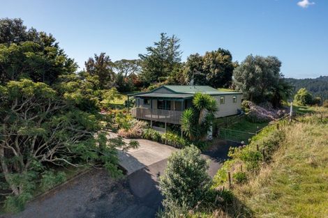 Photo of property in 16 Gunbar Drive, Welcome Bay, Tauranga, 3175