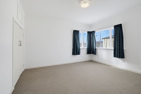 Photo of property in 17 Winchester Street, Levin, 5510