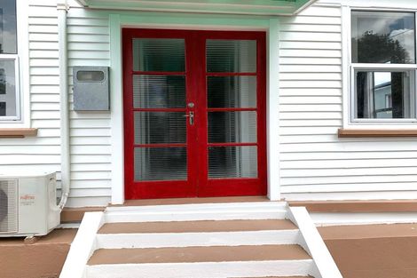 Photo of property in 19 Cleveland Street, Brooklyn, Wellington, 6021