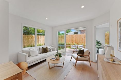 Photo of property in 4c Towra Place, Botany Downs, Auckland, 2010