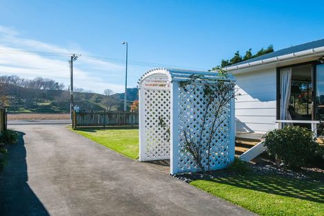 Photo of property in 400 Ormond Road, Lytton West, Gisborne, 4010