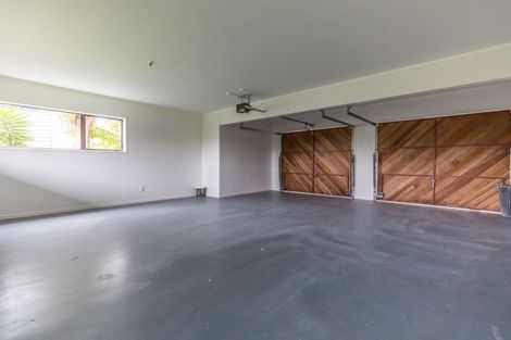 Photo of property in 2/283 Glenfield Road, Glenfield, Auckland, 0629