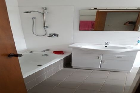 Photo of property in 4 Eureka Place, Parahaki, Whangarei, 0112