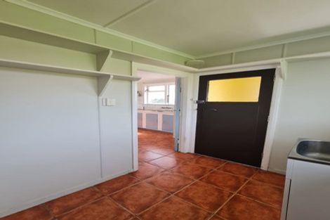 Photo of property in 35 Hukatai Street, Elsdon, Porirua, 5022