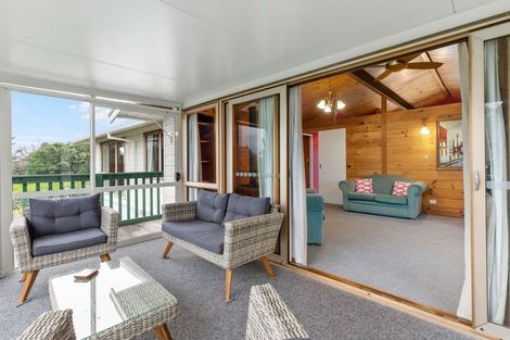 Photo of property in 1 James Bright Lane, Waiuku, 2123