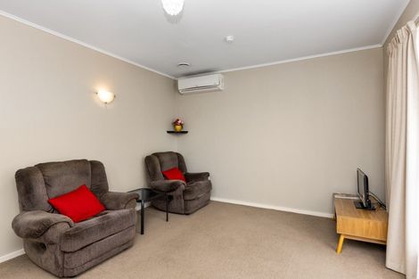 Photo of property in 2/17 Waterhouse Street, Taradale, Napier, 4112