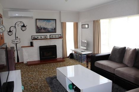 Photo of property in 24 Dalesford Street, Silverdale, Hamilton, 3216