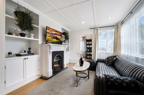 Photo of property in 19 Blacklock Avenue, Henderson, Auckland, 0612