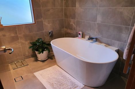 Photo of property in 787 Main North Road, Bay View, Napier, 4182