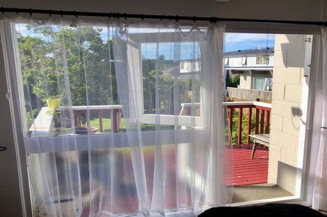 Photo of property in 1/1 Corrella Road, Belmont, Auckland, 0622