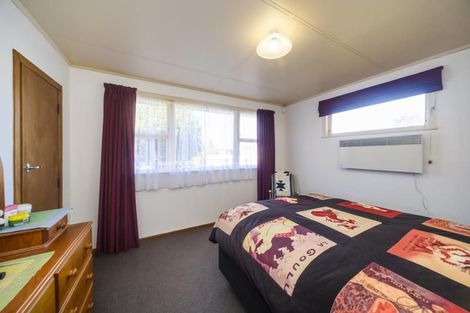 Photo of property in 56 Apollo Parade, Milson, Palmerston North, 4414