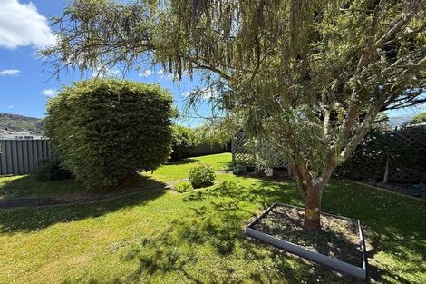 Photo of property in 31 Grierson Street, Naenae, Lower Hutt, 5011