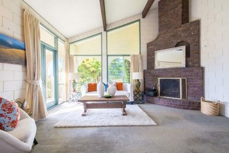 Photo of property in 70 Mayfair Crescent, Mairangi Bay, Auckland, 0630