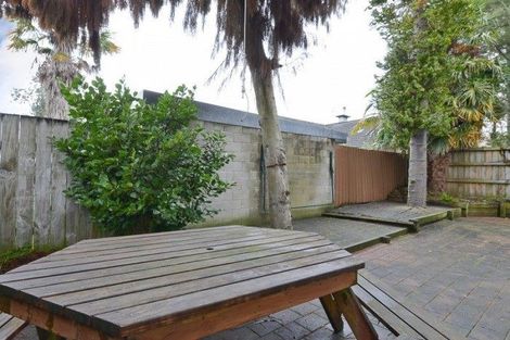 Photo of property in 29e Opoia Road, Hamilton East, Hamilton, 3216