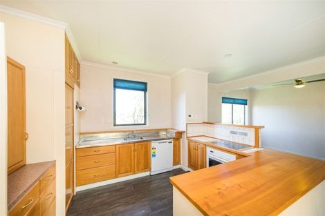 Photo of property in 1692 State Highway 3, Awahuri, Palmerston North, 4479