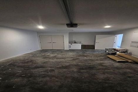 Photo of property in 13 Metoriti Crescent, Karaka, 2124