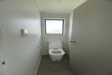Photo of property in 3 Cade Place, Weymouth, Auckland, 2103