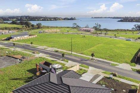 Photo of property in 3 Okohaka Avenue, Glenbrook, Waiuku, 2681