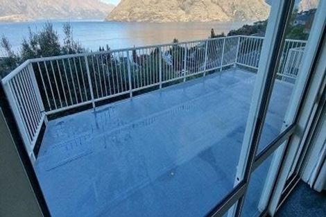 Photo of property in 3a Strawberry Lane, Fernhill, Queenstown, 9300