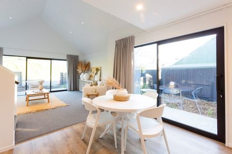 Photo of property in 4/11 Truscotts Road, Heathcote Valley, Christchurch, 8022