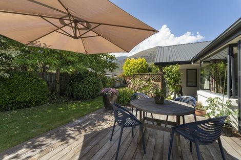 Photo of property in 59 Howards Drive, Lake Hayes, Queenstown, 9304