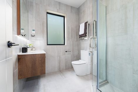 Photo of property in 14 Drover Close, Flat Bush, Auckland, 2019