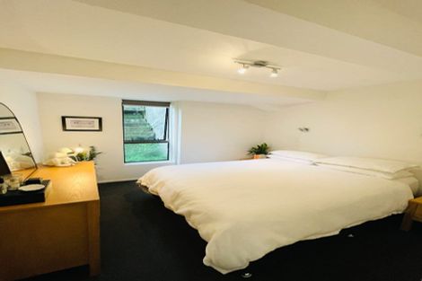 Photo of property in 75c Maida Vale Road, Roseneath, Wellington, 6011