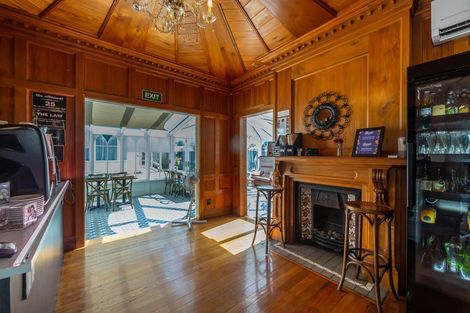 Photo of property in 106 Papanui Road, Merivale, Christchurch, 8014