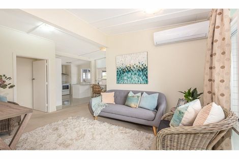 Photo of property in 15 Bronwyn Street, Mairehau, Christchurch, 8052