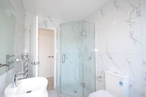 Photo of property in 8a Christella Street, Flat Bush, Auckland, 2019