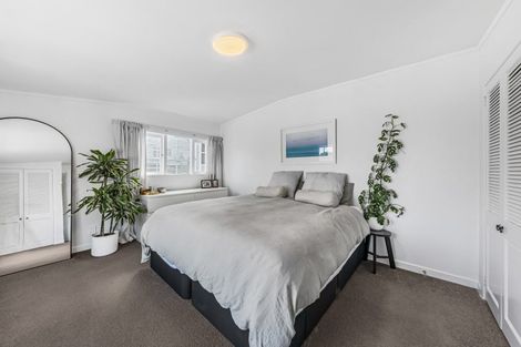 Photo of property in 8 Cadman Avenue, Waterview, Auckland, 1026