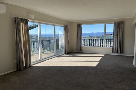 Photo of property in 10 Laurent Place, Kingston, Wellington, 6021