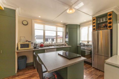 Photo of property in 16 Severn Street, Mosgiel, 9024