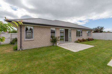 Photo of property in 18 Munich Place, Bromley, Christchurch, 8062