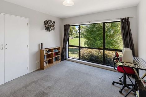 Photo of property in 75 Adelaide Road, Dannevirke, 4978