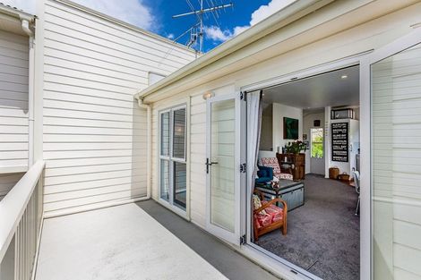 Photo of property in 1/25 Mana Street, Vogeltown, Wellington, 6021
