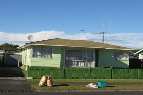 Photo of property in 13 Lindsay Crescent, Nawton, Hamilton, 3200
