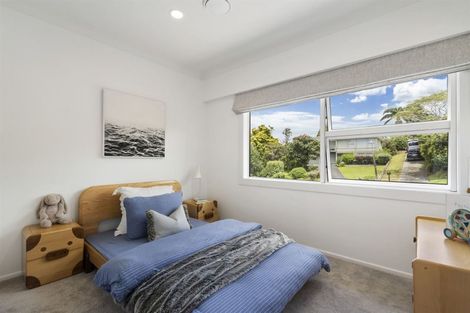 Photo of property in 8 Sandford Street, Campbells Bay, Auckland, 0630
