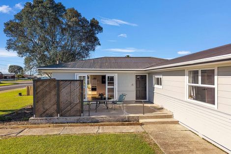 Photo of property in 4 Totara Street, Edgecumbe, 3120