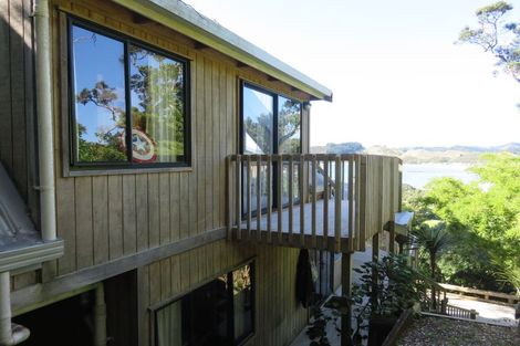Photo of property in 24 Ohawini Road, Oakura, Hikurangi, 0184