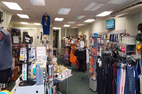 Photo of property in 154 Main Street, Upper Hutt Central, Upper Hutt, 5018