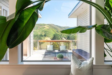 Photo of property in 326 South Makara Road, Makara, Karori, 6972