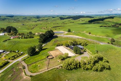 Photo of property in 1268 Taihape Road, Sherenden, Hastings, 4179