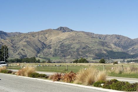 Photo of property in 37 Timsfield Drive, Lake Hawea, 9382