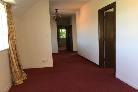 Photo of property in 1 Glasgow Street, Kelburn, Wellington, 6012