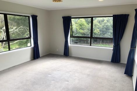 Photo of property in 9 Inchinnam Road, Flat Bush, Auckland, 2016