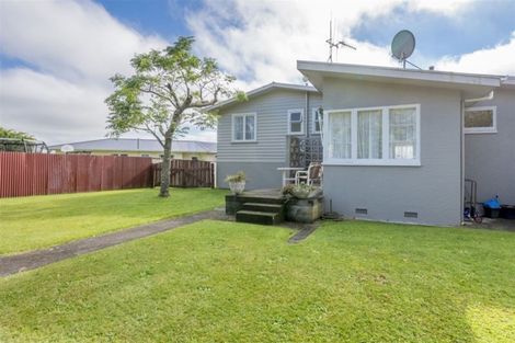 Photo of property in 16 Highbury Drive, Levin, 5510