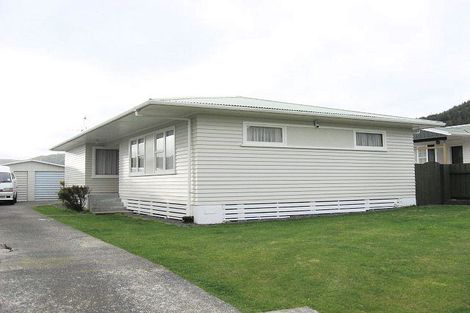 Photo of property in 11 Pencarrow Crescent, Wainuiomata, Lower Hutt, 5014